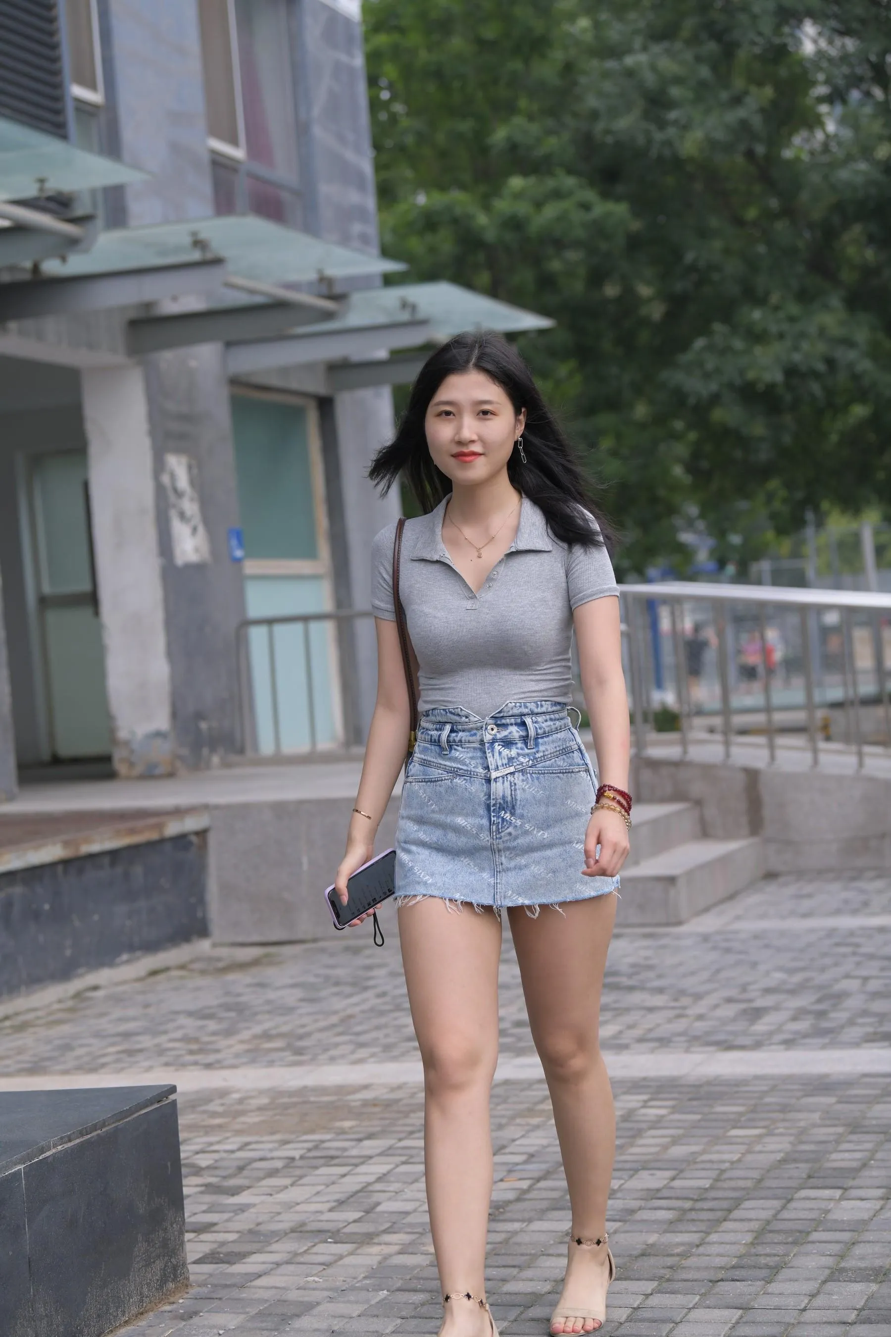 魔镜街拍 NO.169 一只麋鹿摄影-牛仔短裙美女 [235P]插图1